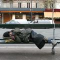 A hajléktalanságot nem szünteti meg a hatósági nyomás – az ombudsman a hajléktalanokkal szemben hozott intézkedésekről